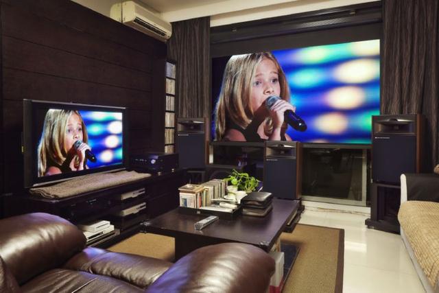 現(xiàn)代客廳私人影院設(shè)計(jì)實(shí)例！從隔音到美觀，方案參考