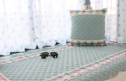 什么是飄窗？飄窗墊材質(zhì)都有哪些不同及保養(yǎng)清潔方法介紹