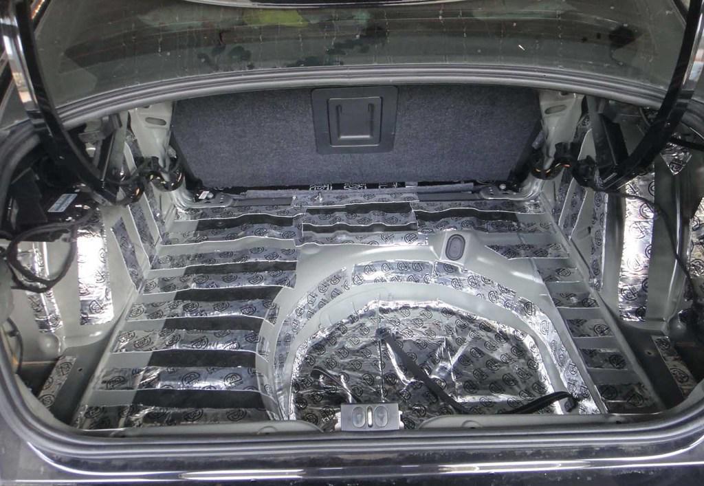 汽車噪音太大對身體危害健康，如何選擇隔音材料了