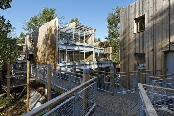 普通家庭住宅應(yīng)通過哪些措施隔音降噪？